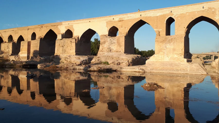 نگاهی نو به پایداری معماری نرم‌افزار: مقابله با فرسایش