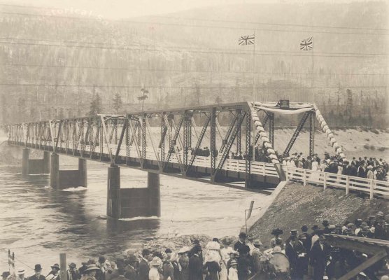 نگاهی نو به پایداری معماری نرم‌افزار: مقابله با فرسایش